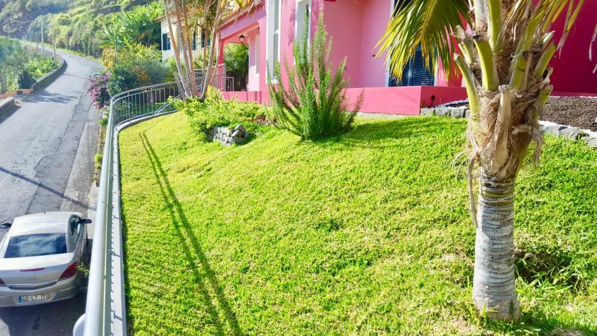 Ferienwohnung Pink House Ponta do Sol  Exterior foto